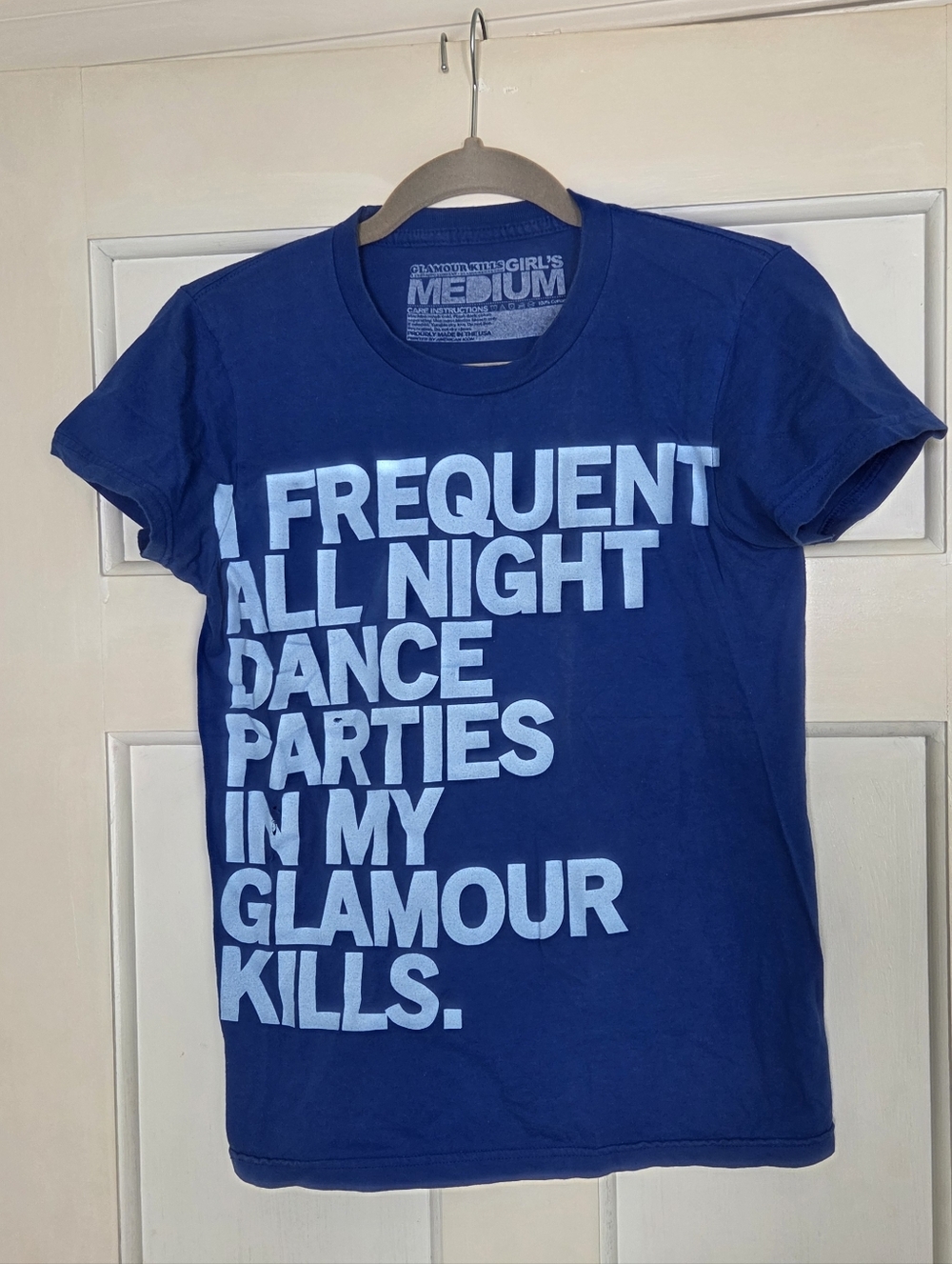 Vintage Glamour Kills T-Shirt Circa 2009 Size M